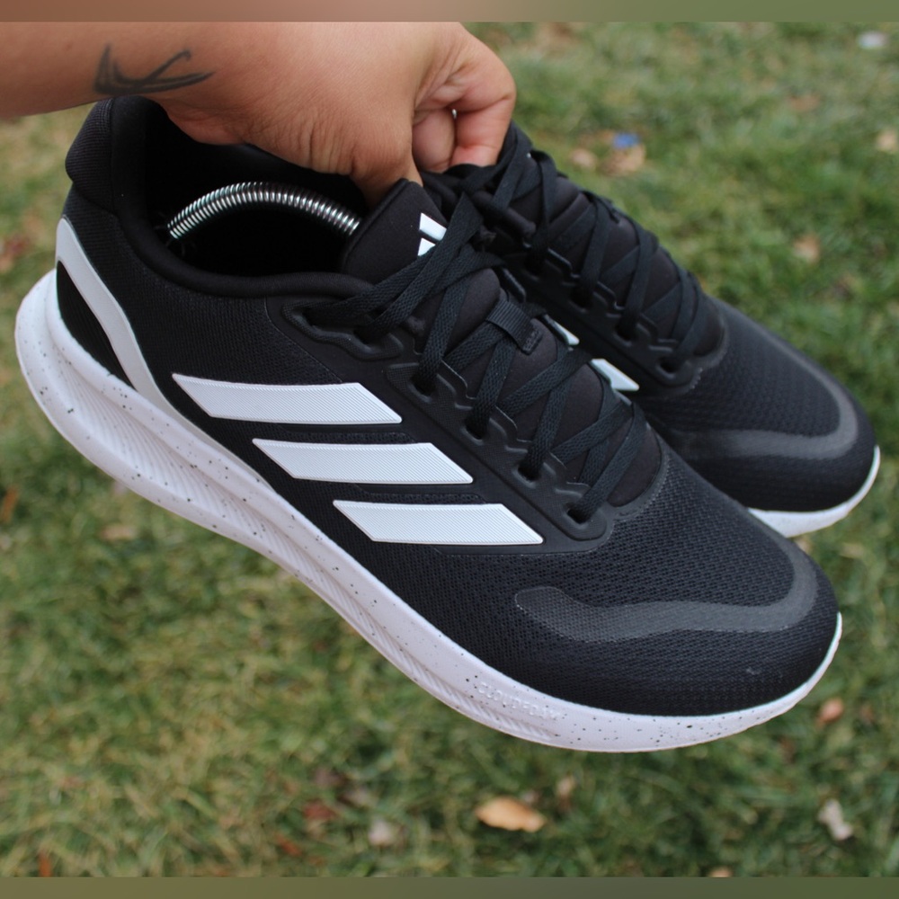Adidas Men's Runfalcon 5 Black/White Sneakers Sz 11.5